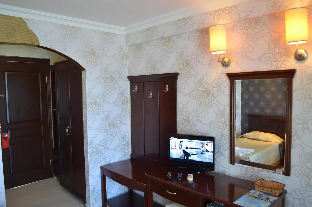 Club Rose Bay Hotel Foca