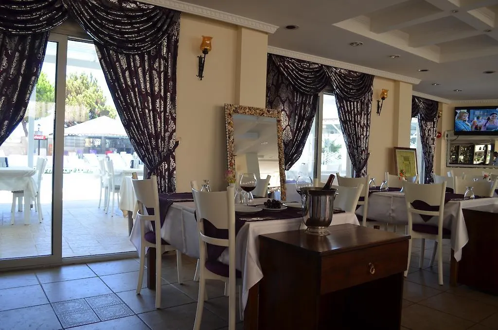 Club Rose Bay Hotel Foca